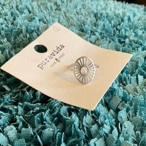 Puravida 🐚 sunburst ring